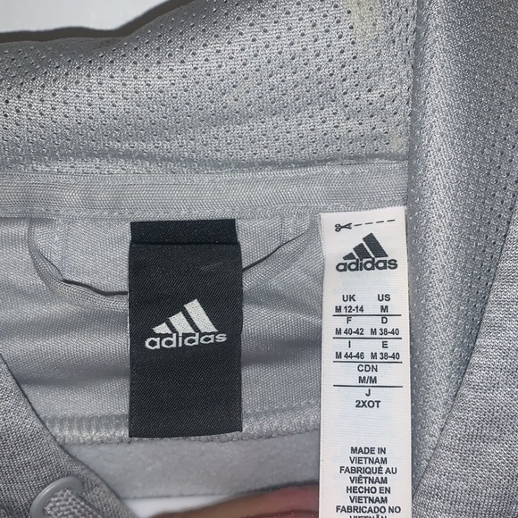 Adidas sweater - Picture 3 of 4